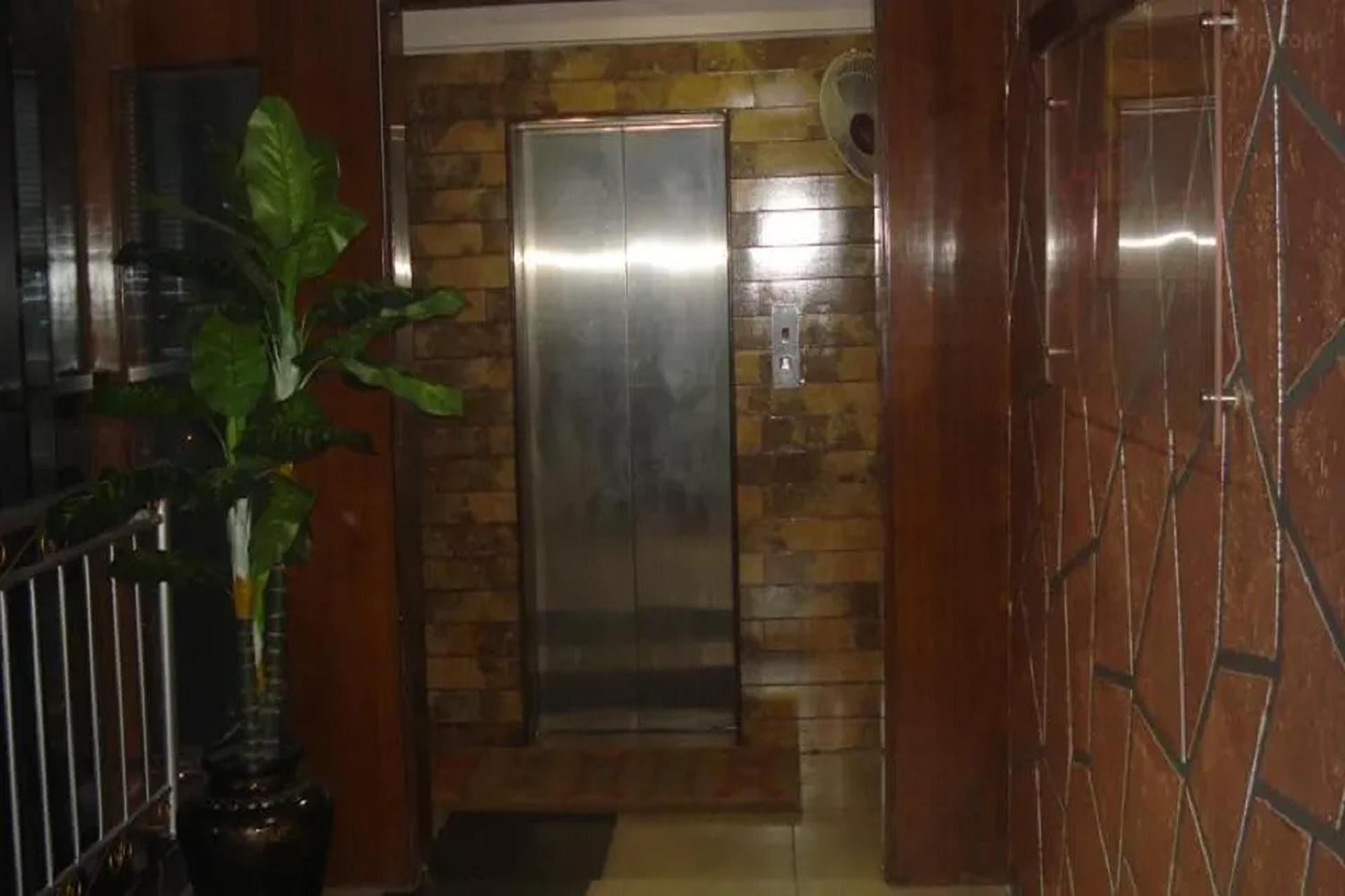 Hotel Shailly Inn Ahmedabad Exterior photo